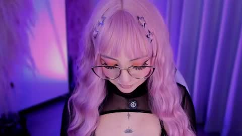 Snapshot of your_littlepervert_ chatting on June 18, 9:25 am Cami independent model online show from June 18, 9:25 am