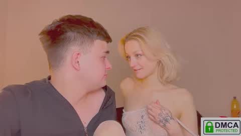 your_molly_mark online show from February 11, 7:52 pm