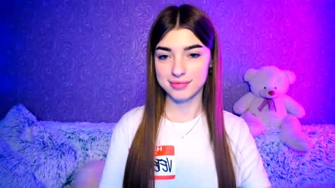 Snapshot of your_moon18 chatting on December 14, 1:38 pm Zarina online show from December 14, 1:38 pm