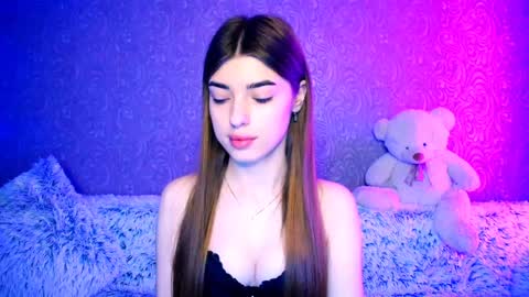 Snapshot of your_moon18 chatting on December 20, 9:17 pm Zarina online show from December 20, 9:17 pm