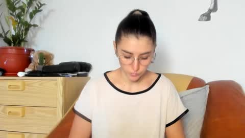 Snapshot of your_mouse23 chatting on February 18, 12:39 pm Andrea Your sweet farmer girl online show from February 18, 12:39 pm