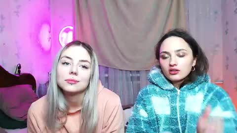 Snapshot of your_nastya_for_love chatting on April 28, 6:13 pm Nastenka online show from April 28, 6:13 pm