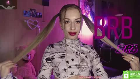 Alice  online show from March 31, 12:01 am