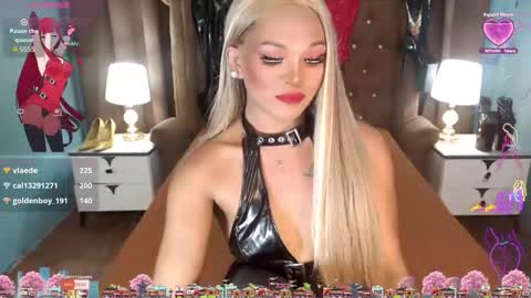 Casie online show from March 2, 7:15 am