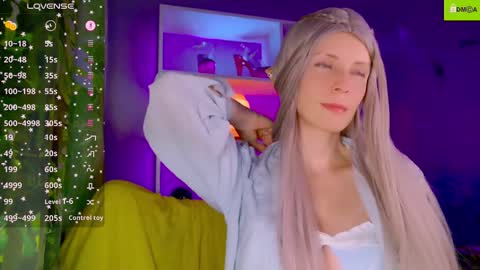 your_spring online show from September 14, 11:04 pm