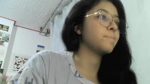 Snapshot of your_sttar chatting on December 26, 7:35 am your sttar online show from December 26, 7:35 am
