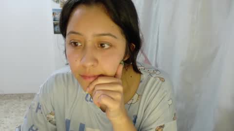 Snapshot of your_sttar chatting on January 28, 5:11 am your sttar online show from January 28, 5:11 am