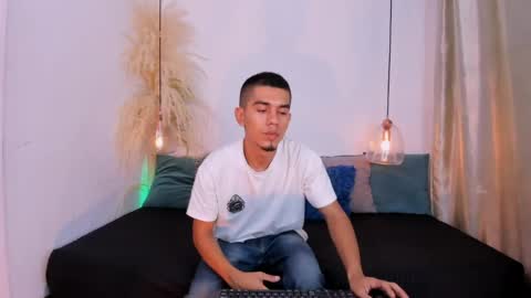 Angel online show from May 12, 12:57 pm