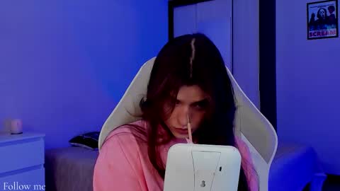 Snapshot of youranikka chatting on February 27, 1:00 pm Anikka online show from February 27, 1:00 pm