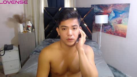 yourasian_bradley online show from October 9, 5:05 am