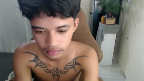 yourasian_eric online show from July 10, 3:25 pm