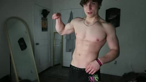Snapshot of yourbigitalianstallion chatting on April 25, 2:58 am Ben online show from April 25, 2:58 am