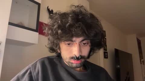 yourboo25 online show from February 6, 6:11 pm