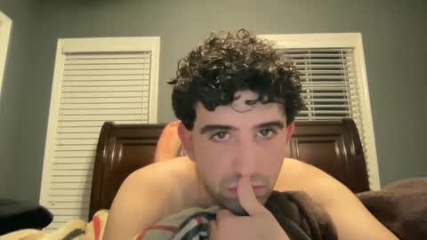 yourboyb1 online show from December 4, 4:43 am