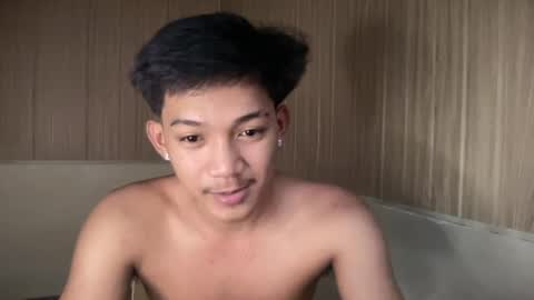 Snapshot of yourcumboy88 chatting on June 23, 6:22 am yourcumboy88 online show from June 23, 6:22 am