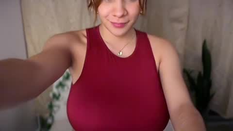Snapshot of yourcutemolly__ chatting on May 22, 4:08 am yourcutemolly__ online show from May 22, 4:08 am