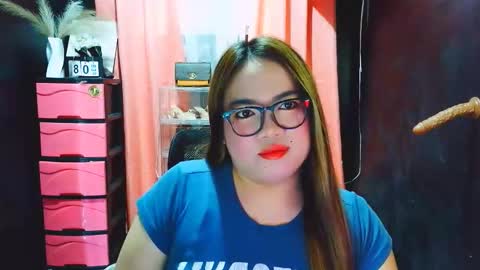 yourdirtygirl_lyla online show from February 9, 4:27 am