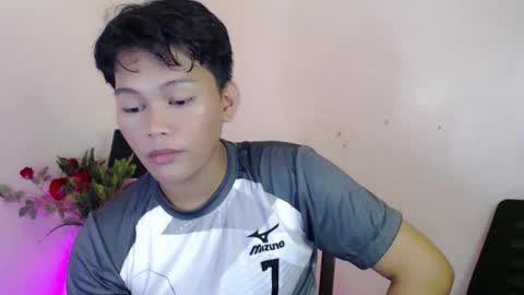 HEN online show from February 3, 10:20 am