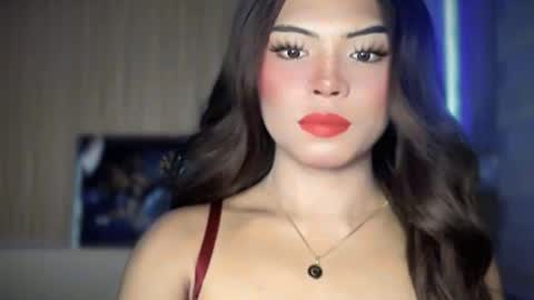 Snapshot of yourehot_pretty chatting on April 24, 12:40 pm Do read my bio online show from April 24, 12:40 pm