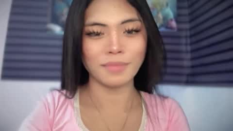 Snapshot of yourehot_pretty chatting on May 14, 6:58 pm Do read my bio online show from May 14, 6:58 pm