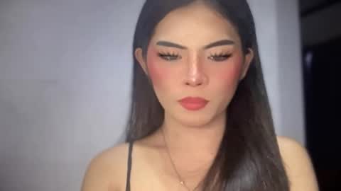Snapshot of yourehot_pretty chatting on May 26, 9:11 pm Do read my bio online show from May 26, 9:11 pm