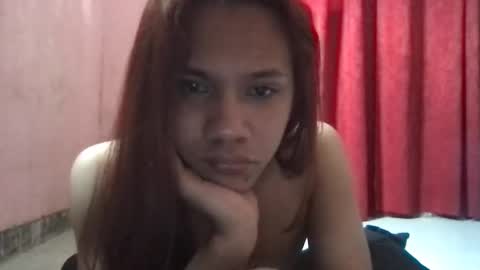 Snapshot of yourehot_princess chatting on June 5, 2:29 am yourehot_princess online show from June 5, 2:29 am