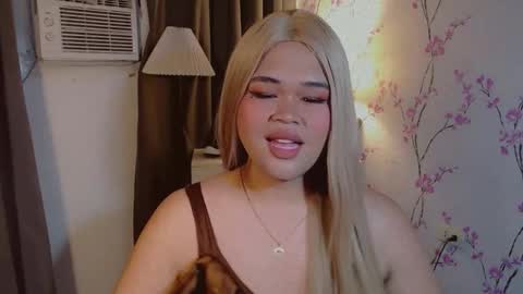 Jessica online show from December 19, 2:24 pm