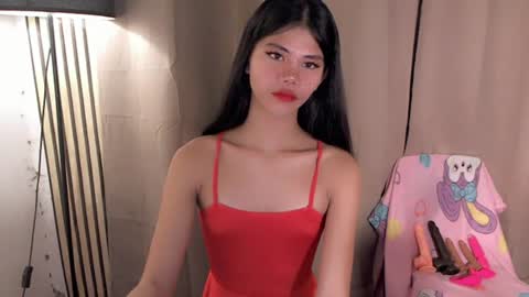Vivian online show from June 16, 8:44 pm