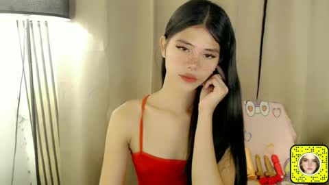Snapshot of yourfavoratevivian chatting on July 7, 6:58 am Vivian online show from July 7, 6:58 am