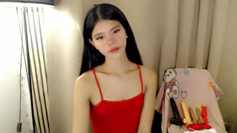 Snapshot of yourfavoratevivian chatting on July 14, 2:05 am Vivian online show from July 14, 2:05 am