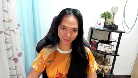 Snapshot of yourfiercequeenalexia chatting on January 2, 11:16 pm Alexia online show from January 2, 11:16 pm