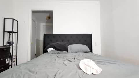 yourguuy21 online show from January 10, 7:10 am