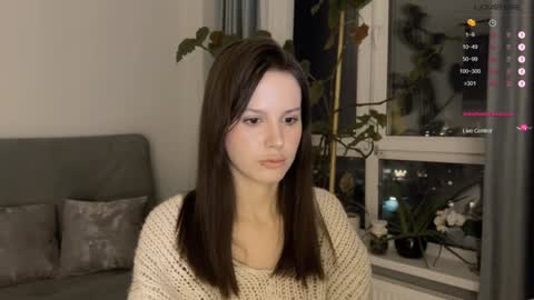 Snapshot of yourher0in chatting on December 16, 12:49 pm Aida online show from December 16, 12:49 pm