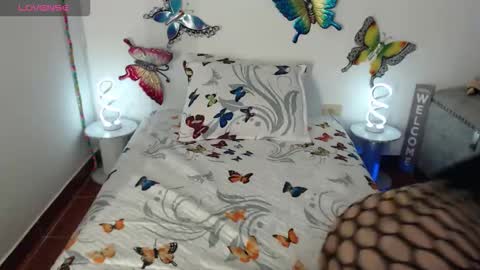 Juliette Smith online show from March 7, 11:24 pm