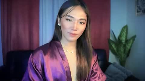 Snapshot of yourhotlove_jamellaxxx chatting on October 8, 4:15 pm LOVING JAMMELA online show from October 8, 4:15 pm