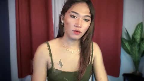 Snapshot of yourhotlove_jamellaxxx chatting on October 11, 3:21 pm LOVING JAMMELA online show from October 11, 3:21 pm