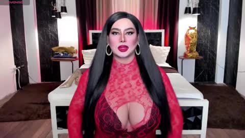 Snapshot of yourmassivecockcummer chatting on December 10, 11:00 am Carla online show from December 10, 11:00 am