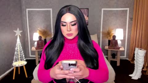 Snapshot of yourmassivecockcummer chatting on December 27, 1:28 pm Carla online show from December 27, 1:28 pm