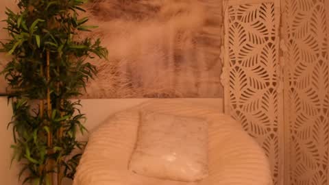 Sarah online show from February 11, 11:43 pm