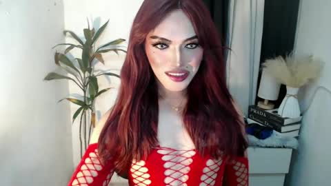 Snapshot of yournaughtykendal chatting on June 12, 9:25 pm TIFFANY SUCKING QUEEN online show from June 12, 9:25 pm