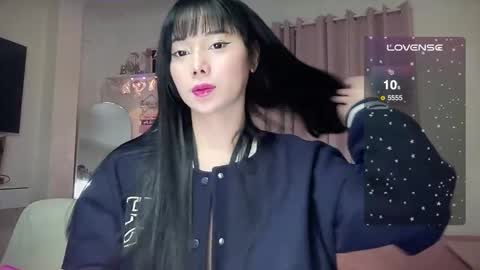 yournaughtyprincessx online show from February 14, 9:50 am