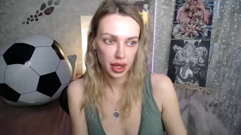 Nicky online show from June 13, 4:27 pm