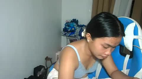 Belle online show from February 25, 6:50 pm