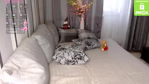 matypleazure online show from December 14, 8:41 am