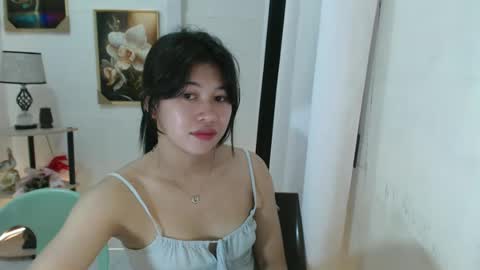 Snapshot of yourprettytrish chatting on February 21, 10:26 pm Trish online show from February 21, 10:26 pm