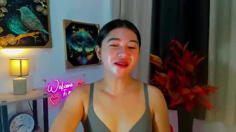 Snapshot of yourprettytrish chatting on November 11, 5:18 am Trish online show from November 11, 5:18 am