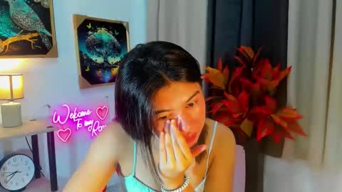 Snapshot of yourprettytrish chatting on November 13, 4:11 am Trish online show from November 13, 4:11 am