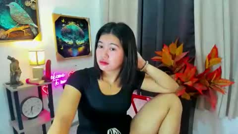 Snapshot of yourprettytrish chatting on January 14, 7:25 am Trish online show from January 14, 7:25 am