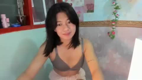 Snapshot of yourprettytrish chatting on May 26, 6:48 pm Trish online show from May 26, 6:48 pm