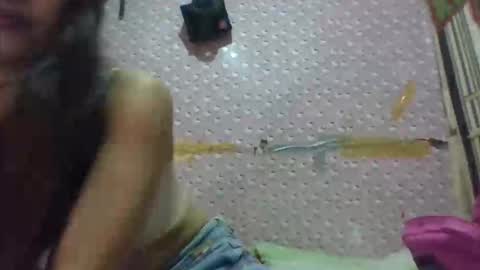 yourqueen1101 online show from February 19, 1:12 am